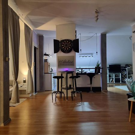 Apartman Atelier Karlovac Bagian luar foto