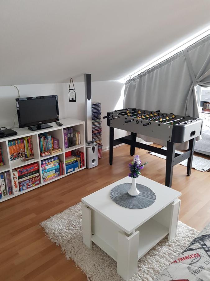 Apartman Atelier Karlovac Bagian luar foto
