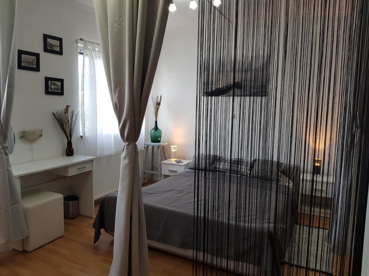 Apartman Atelier Karlovac Bagian luar foto
