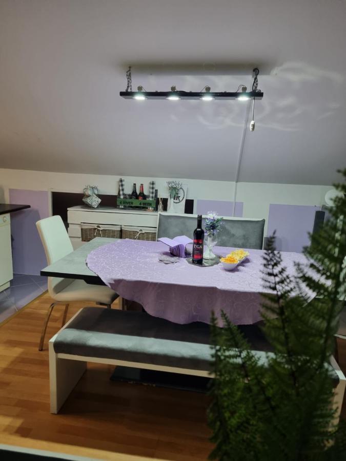 Apartman Atelier Karlovac Bagian luar foto