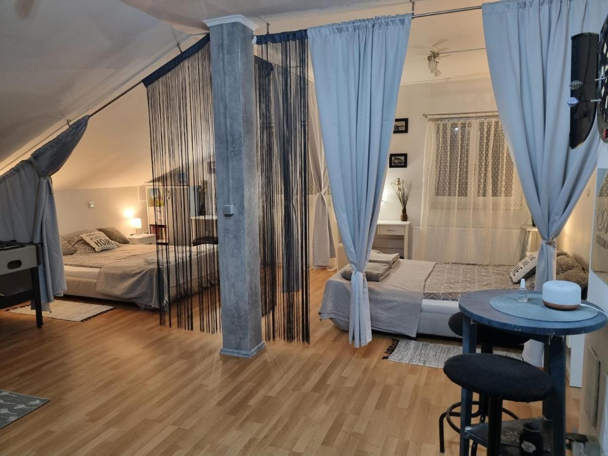 Apartman Atelier Karlovac Bagian luar foto